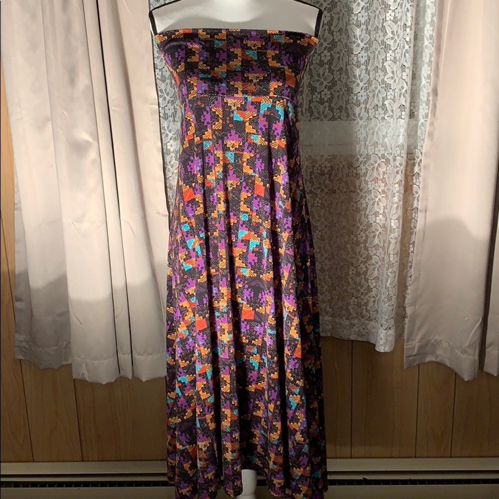 XL LuLaRoe Slinky Art Deco Maxi Skirt